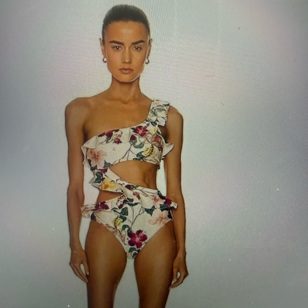 Patbo hibiscus cut out floral one piece